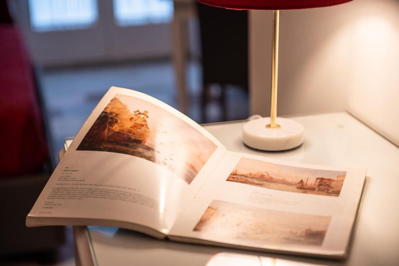 Foriart Relais Hotel เนเปิลส์ ภายนอก รูปภาพ