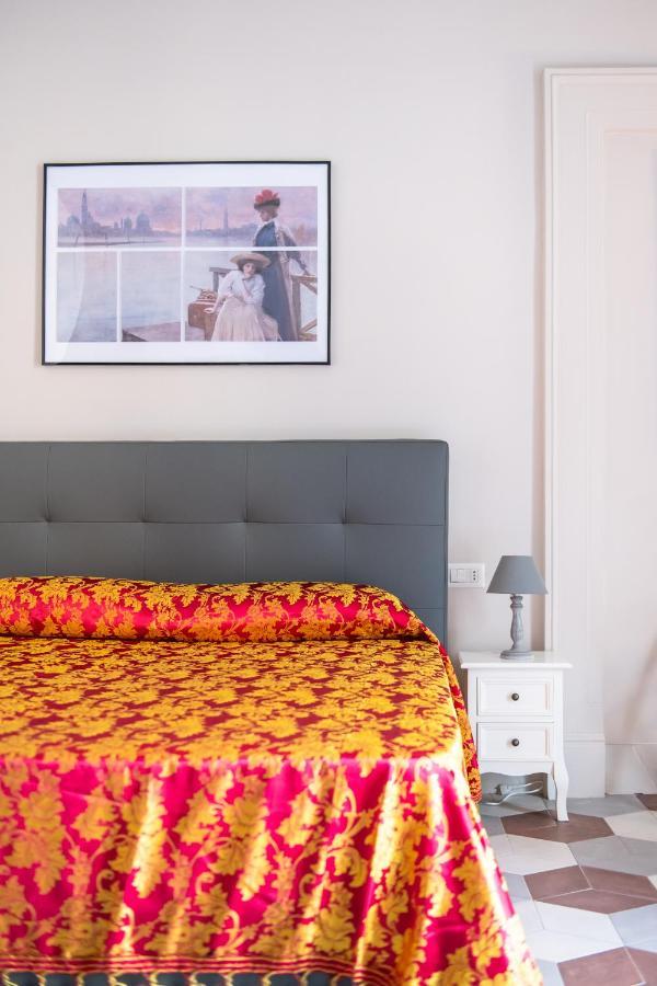 Foriart Relais Hotel เนเปิลส์ ภายนอก รูปภาพ
